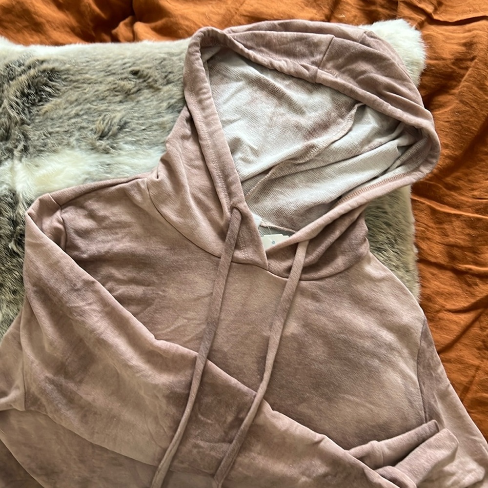 Small, Purple Pocket Hood Knit Top